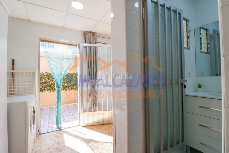 Foto c3a82456-9660-4057-8b63-eb95809e7b83. Casa a 650m de la playa y un paso de la piscina, dúplex de 2 dormitorios, 2 baños y jardin, en los alcázares, murcia en Alcázares (Los)