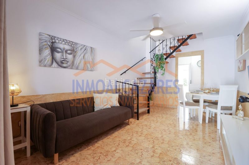 Foto dcea21c3-512c-496d-9ac0-155b9f3b3e97. Casa a 650m de la playa y un paso de la piscina, dúplex de 2 dormitorios, 2 baños y jardin, en los alcázares, murcia en Alcázares (Los)
