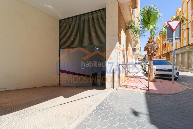 Foto 1afe4b3a-4b78-485c-8f47-a943ef63e4ec. Apartament amb aparcament a Centro Alcázares (Los)