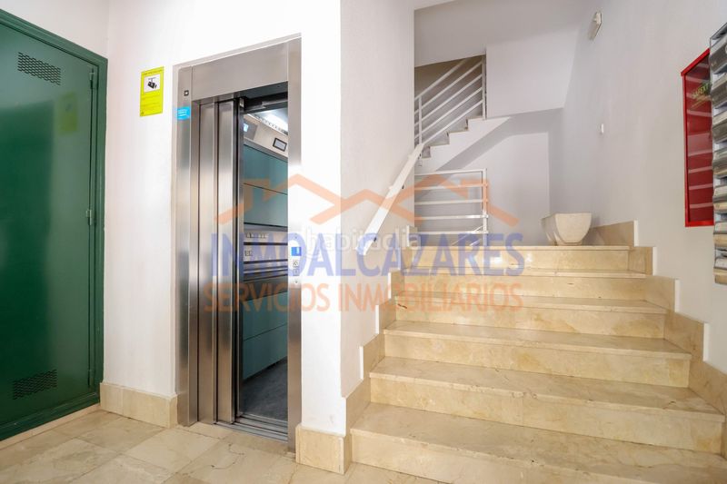 Foto 9aa8f3ae-13a1-4b60-914e-dccd0d26af20. Apartament amb aparcament a Centro Alcázares (Los)