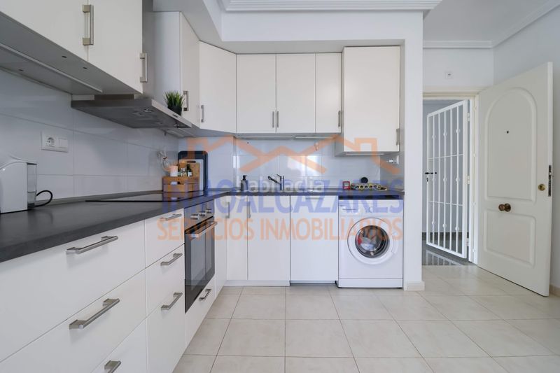 Foto 2ee0264f-8eba-4608-a78b-9e135848d842. Apartament amb piscina a Centro Alcázares (Los)