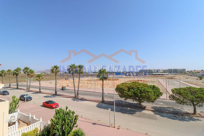 Foto e3786cc0-d0a9-4d22-b68c-f7dd54e1e64a. Apartament amb piscina a Centro Alcázares (Los)