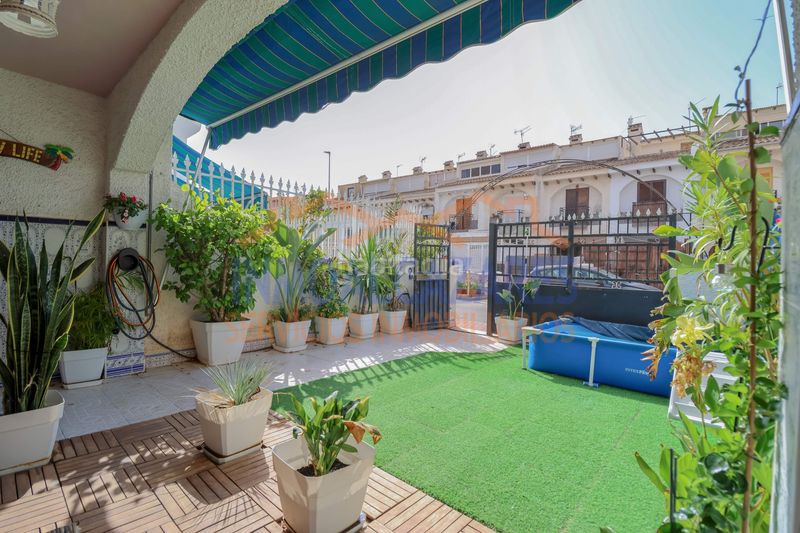 Foto 05f641f8-7fa7-4734-b29a-5f93d76b7eaf. Casa espectacular bungalow en planta baja de 2 dormitorios, con amplio jardín en los alcázares en Alcázares (Los)