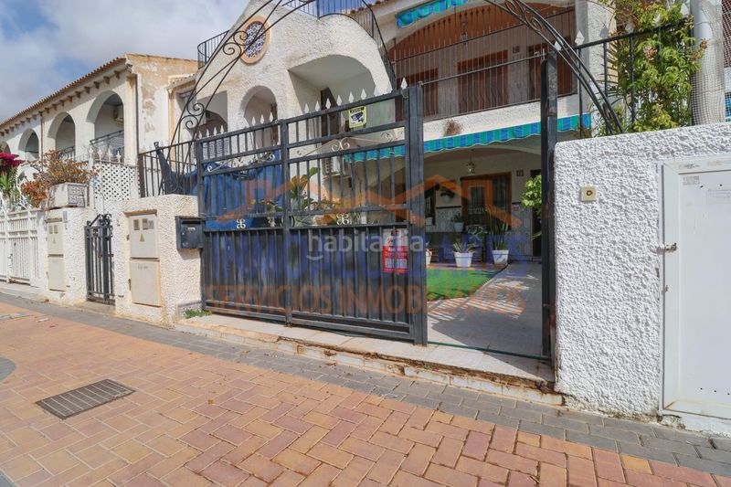 Foto eceb0832-6c01-457a-bd4b-03be31050469. Casa a Centro Alcázares (Los)