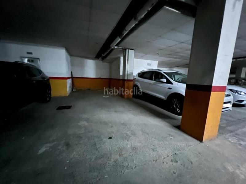 Foto fc99c252-d2d4-4bff-8e0e-e7db2fe0fa71. Aparcament cotxe a Centro puerto Sagunt