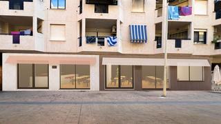Local Comercial a Las Islas. Gran oportunidad para emprendedores y empresarios!.  te presenta