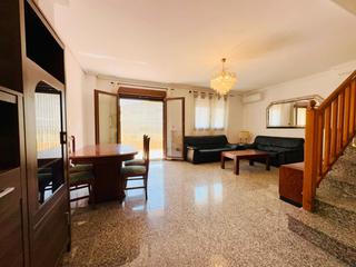 Location Appartement à Nuevo Centro. Alquiler temporal dúplex en puerto de sagunto