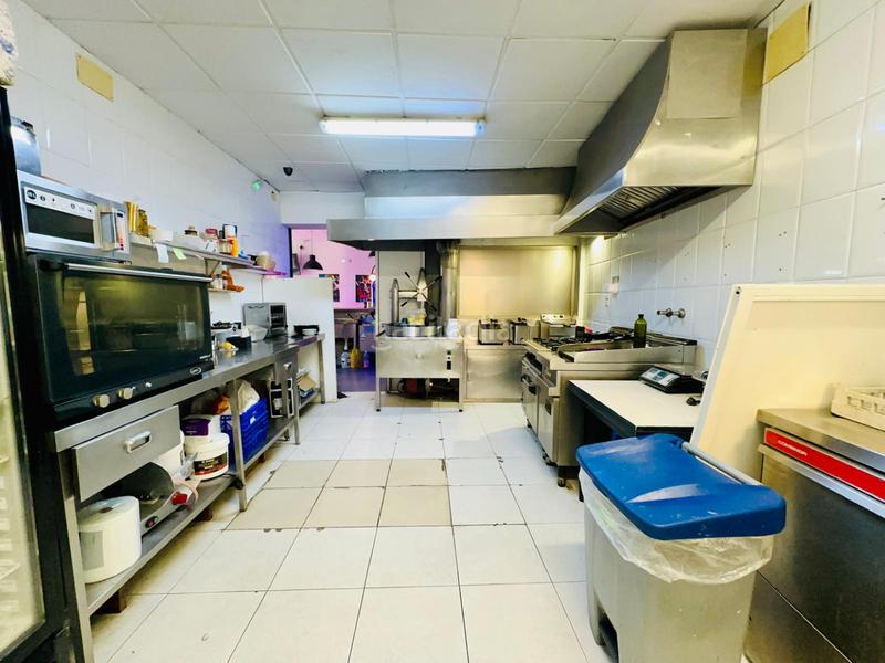 Foto ed834723-32c7-470b-9424-eb35135ef6f3. Alquiler local comercial traspaso de local en puerto o totalmente equipado con licencias en vigor en Sagunt