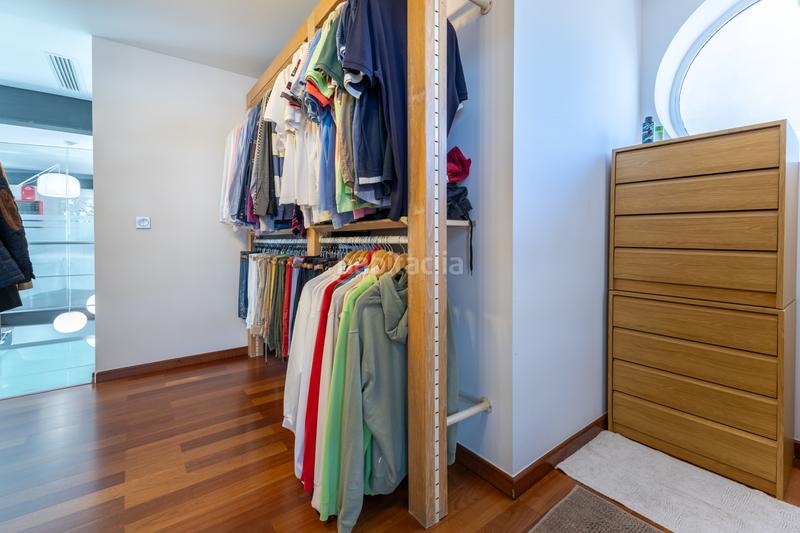 Foto b7adf535-ac57-4693-8657-608ac1f2d53c. Flat with heating parking in Avenida de Abril-9 de Octubre Sagunt