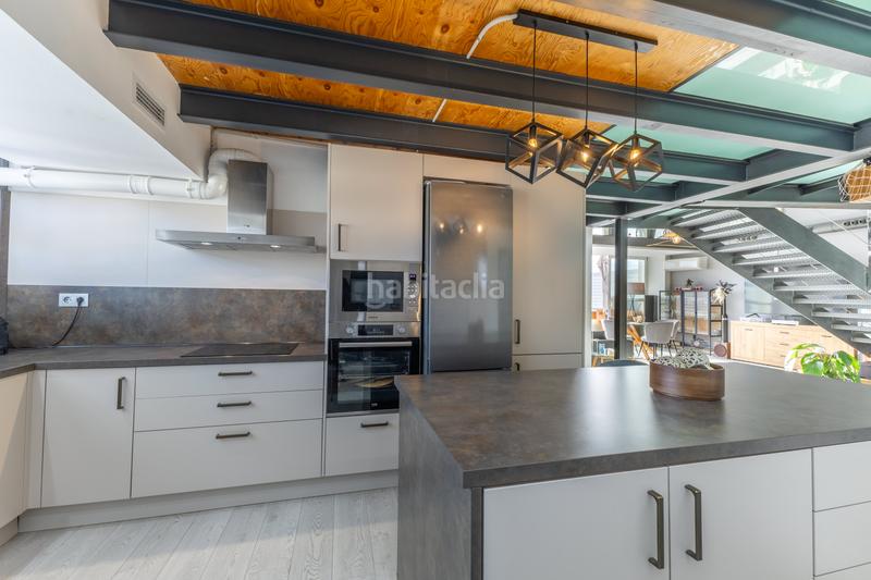 Foto d04a2765-3dc6-4284-a72e-5cc93356cccf. Flat with heating parking in Avenida de Abril-9 de Octubre Sagunt