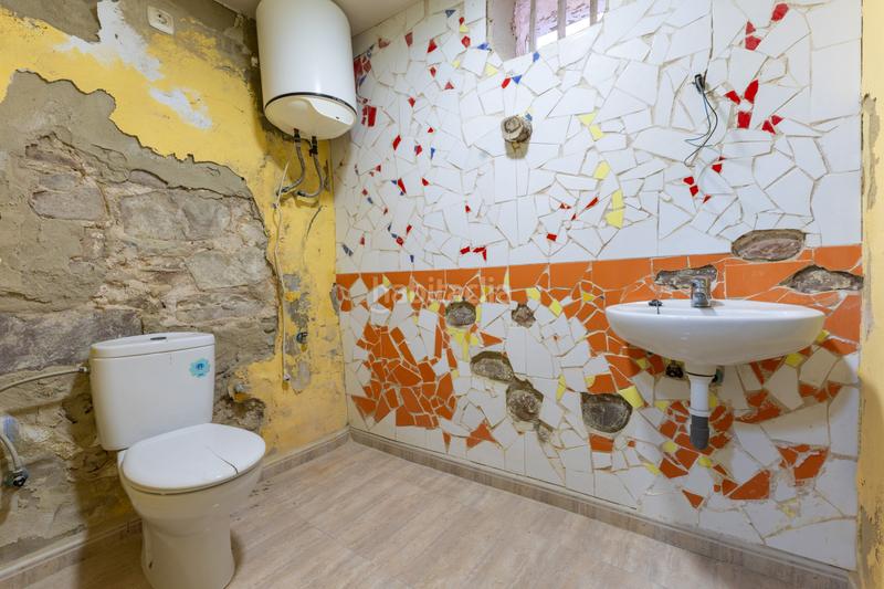 Foto 47216424-5145-4fbe-992c-eb9c04281c0a. Casa  amplia con terrazas y varias estancias en algar del palancia en Algar de Palància