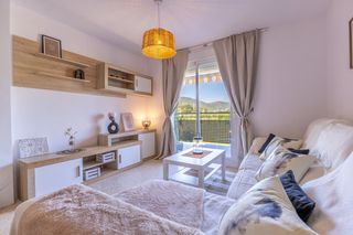 Pis a Doctor Palos - Alto Palancia. Piso con piscina comunitaria, garaje y trastero en la zona nueva