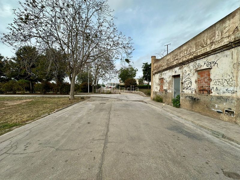 Foto b0fe8084-e22a-4563-977f-418875a234e8. Casa a Avenida de Abril-9 de Octubre Sagunt