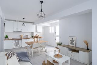 Etagenwohnung in Almenara. Vivienda totalmente reformada con patio privado en almenara