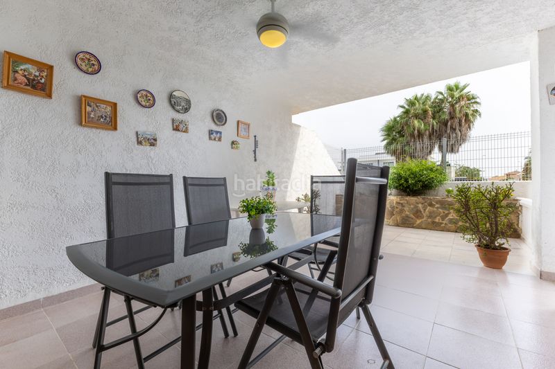 Foto a23f7fff-02aa-453d-a5bf-370a3d8c4d17. Casa amb aparcament a Corinto-Almardà Sagunt