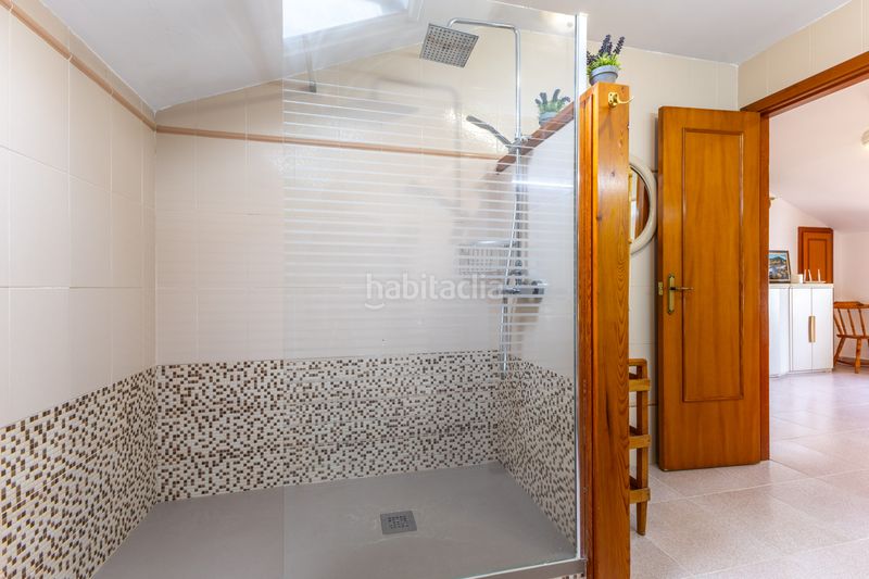 Foto b856a923-9355-4626-9e1d-b693abbe7249. Casa amb aparcament a Corinto-Almardà Sagunt