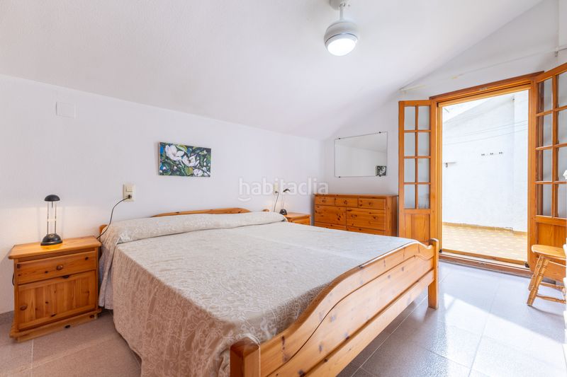 Foto c7c201e9-a36e-4abf-b94a-50bbcabd65e9. Casa amb aparcament a Corinto-Almardà Sagunt