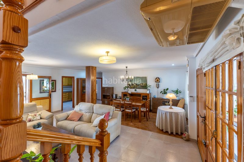 Foto d8221de9-c4f7-41ad-828e-49693810a988. Casa amb aparcament a Corinto-Almardà Sagunt