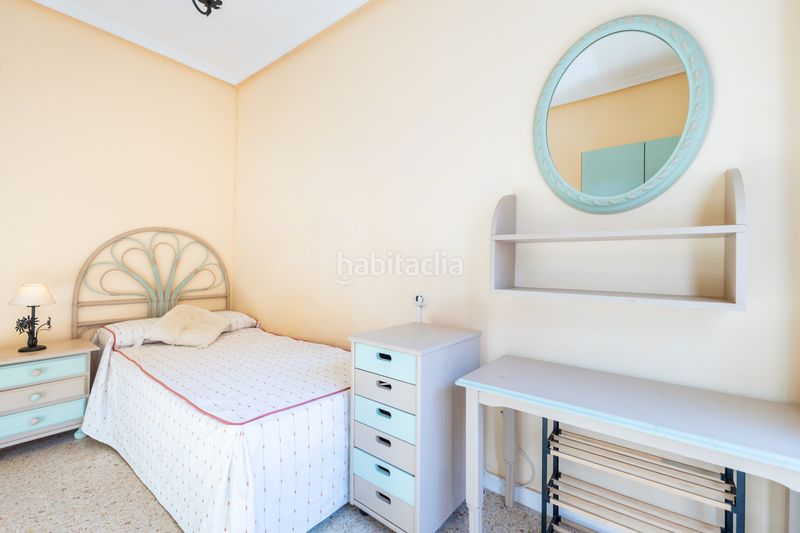Foto c2f8b43a-a349-4467-8423-c6af8651fb0d. Pis a Centro puerto Sagunt