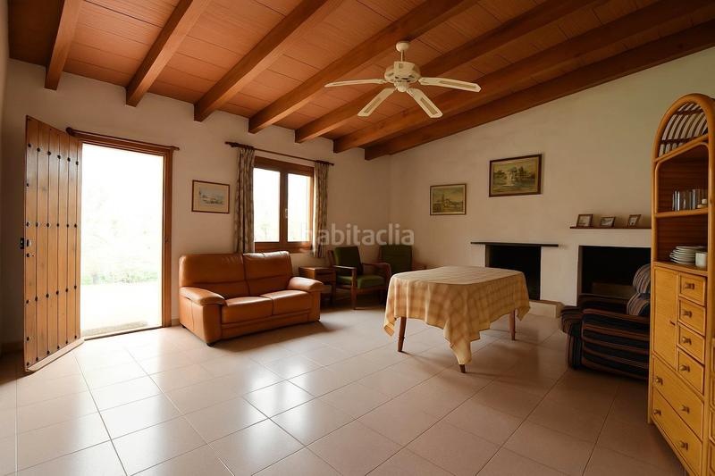 Foto 5564d8e2-3ee2-4324-bafc-6658120c7b64. Mas avec cheminée chauffage dans Santa Eugènia