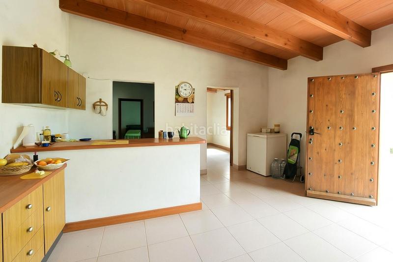 Foto 908d4b07-4143-4d45-8000-672d8ab9ad96. Mas avec cheminée chauffage dans Santa Eugènia