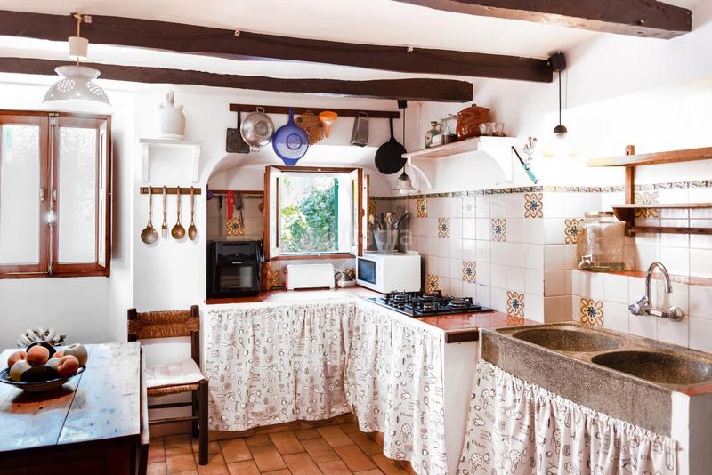 Foto 68964bb4-1219-4a6f-903d-bba0453ca9f2. Semi detached house with fireplace heating in Sóller