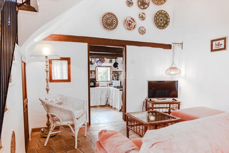 Foto 6fbb2284-fd5b-43e5-ad02-1106fb1e86a4. Semi detached house with fireplace heating in Sóller