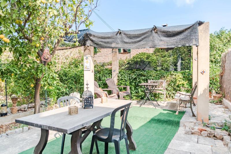 Foto b413d78c-ccbf-45f3-9239-f174967c5fba. Semi detached house with fireplace heating in Sóller