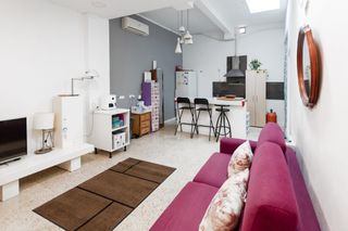Planta baja en Can Capes. Oportunidad inversi�n: planta baja de 100m� con potencial loft e