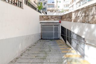 Parking coche en Jaume III. ??? parking + trastero en ubicación top ???