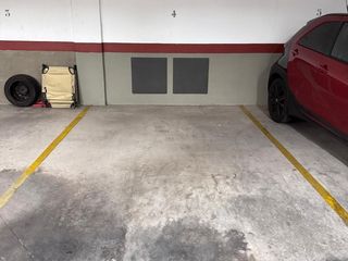 Parking coche en Ciudad Jardín. Plaza de parking cerca al mar – acceso cómodo y excelente estado