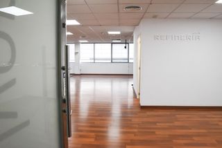 Oficina a Sa Indioteria Urbà. ?? oficina reformada de 175 m² + 2 plazas de parking en el edifi