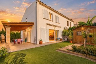 Xalet a Son Ramonell-Es Figueral. Precioso chalet pareado en marratxi