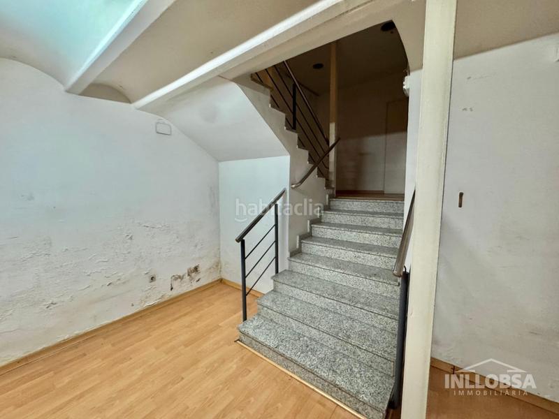 Foto b0a92ef4-12a4-45f3-bdeb-33a195990bd4. Location local commercial dans Barri Antic Manresa