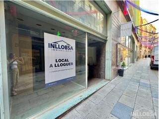 Lloguer Local Comercial  Carrer nou. Local de alquiler en el centro de manresa