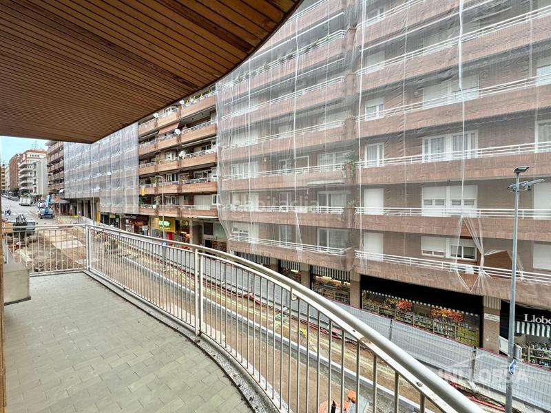 Foto a2407399-cf5d-4766-a45e-e9956c8be45a. Pis amb calefacció aparcament a Centre - Passeig i Rodalies Manresa