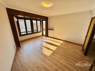 Lloguer Pis  Calle cardenal lluch. Piso en alquiler muy c�ntrico en manresa