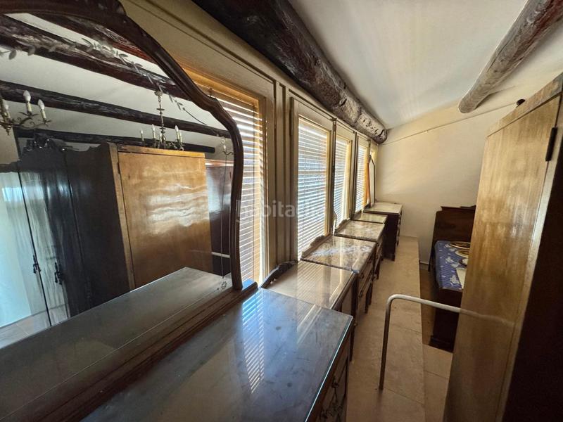 Foto e2dc024d-b53c-40a7-9efb-232c28e118b5. Casa amb aparcament a Sallent