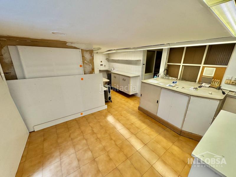 Foto c7f2f03d-8142-4916-9830-5ecfa7a51a7f. Alquiler local comercial local singular en alquiler en Manresa