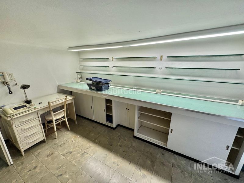 Foto 06db1d81-d5be-46a4-8565-eb2a197c12a5. Rent business premise in Barri Antic Manresa