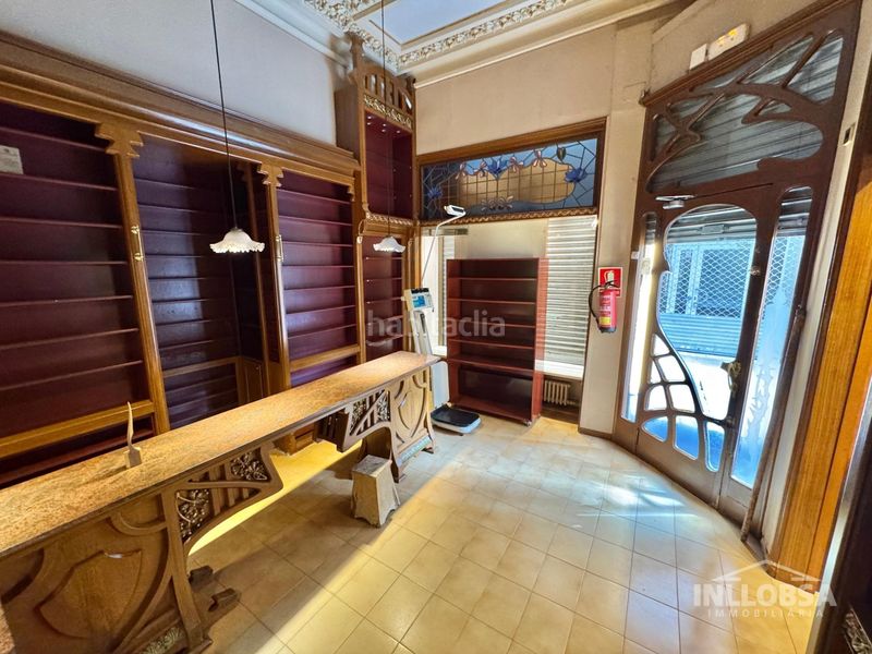 Foto a5b21d12-2b89-4bc7-abd0-2a550ffed820. Rent business premise in Barri Antic Manresa