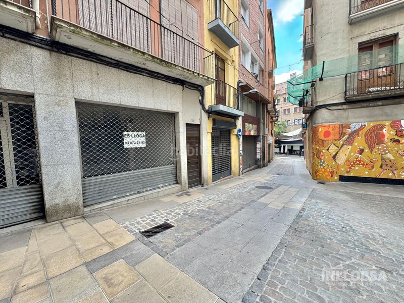 Foto b14248e6-904c-4323-9e4f-5f3d8c54b934. Rent business premise in Barri Antic Manresa