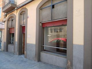 Affitto Locale commerciale in Centre - Passeig i Rodalies. Local comercial de alquiler