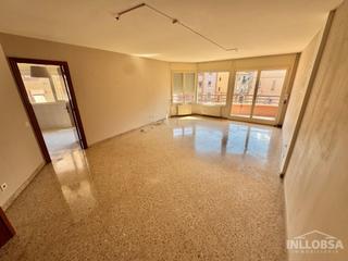 Location Appartement  Calle poeta mistral. Gran piso  de  alquiler