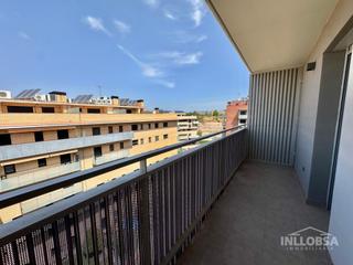 Pis  Calle dibuixant joan vilanova. Piso de 2 habitaciones en manresa