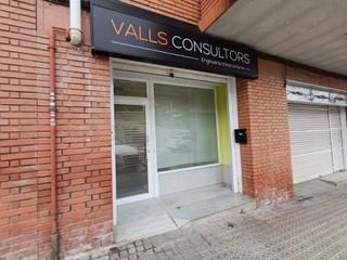 Affitto Locale commerciale  Carretera carretera santpedor. Local comercial en alquiler zona la parada