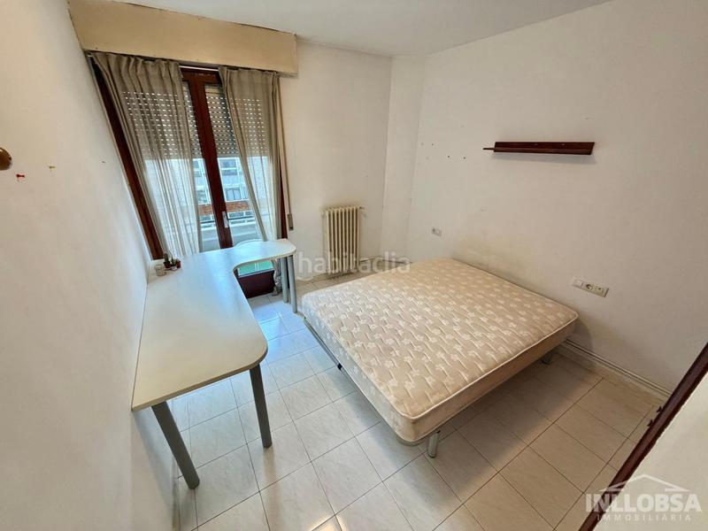 Foto ef236e54-4d9f-4014-81f4-8ef520c67250. Alquiler apartamento piso de alquiler amueblado en el centro en Manresa