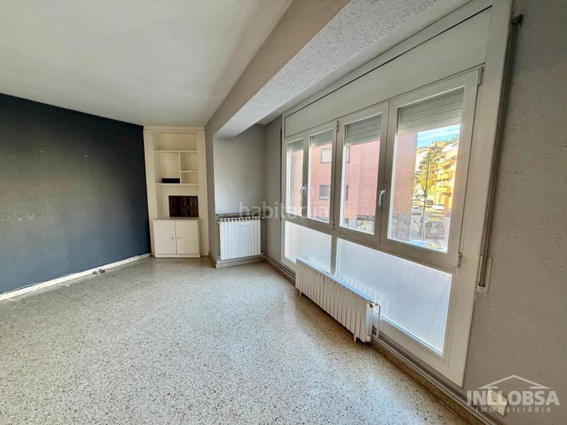 Foto 6cb8f0cc-ff40-4ff3-98d7-cea211f28753. Etagenwohnung mit heizung in Valldaura-Carretera de Cardona Manresa