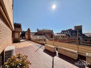Pis  Calle de carrió. Ático único de 163 m2 en el centro de manresa, terraza espectacu