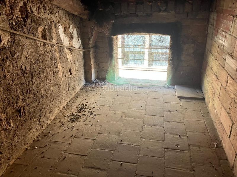 Foto a1bafe19-d3ea-45f7-93cd-da922a050d4e. Edifici a Barri Antic Manresa